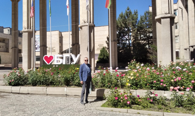 В Бишкекском государственном университете состоялась лекция Сергея Новопашина о типологии конфликтов и дискурсивности мышления